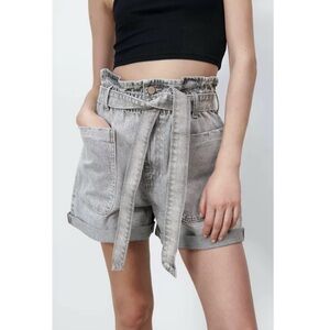Zara Gray Denim Paper Bag Shorts High Waist Belt Patch Pocket Size 2 Jean Shorts